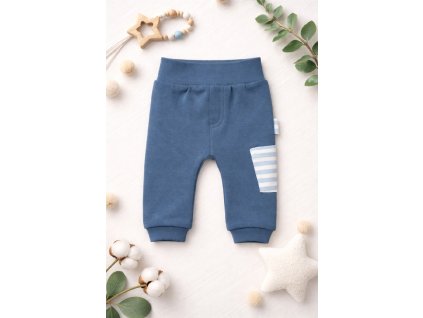 Modré dojčenské tepláčiky NICOL s elastickým pásom a manžetami, detail vrecka na boku