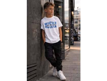 Chlapčenské biele tričko HUSTLE s potlačou na prednej strane