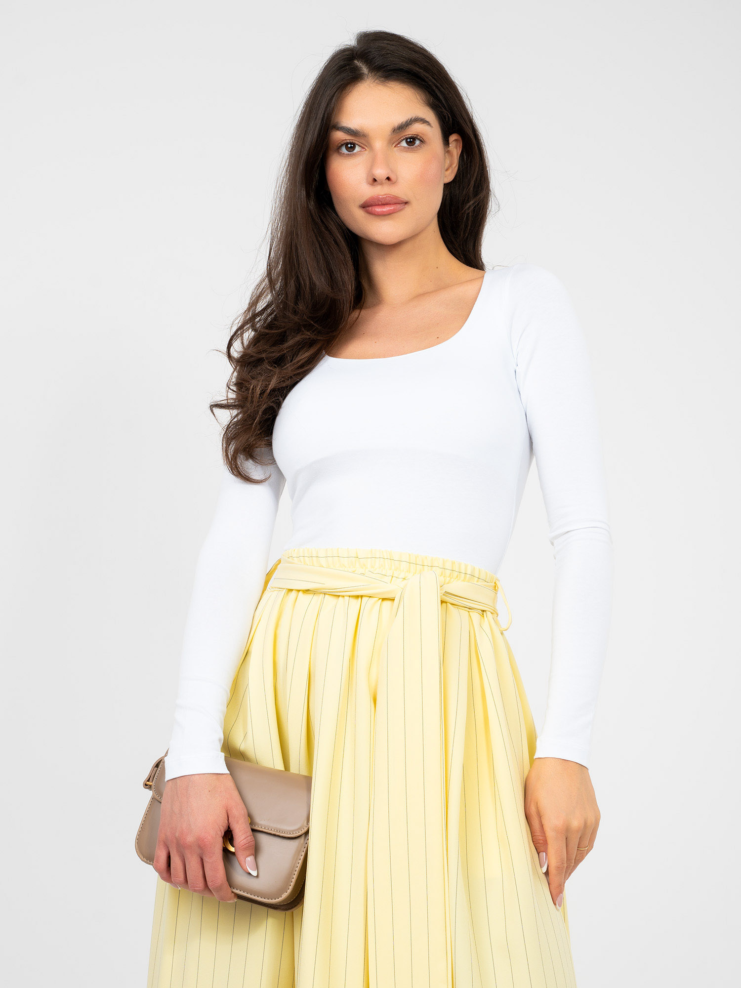 Factory Dámska basic blúzka s dlhým rukávom – priliehavý elegantný top Farba: Hnedá, Veľkosť: S/M