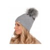 Dámska zimná pletená čiapka s veľkým brmbolcom z umelej kožušiny