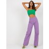 Trendy dámske džínsy vo fialovej farbe s vysokým pásom a širokými nohavicami. Moderný „wide leg“ strih, klasické zapínanie na gombík a zips, pohodlný denimový materiál. Skvelá voľba pre štýlový a originálny outfit — perfektne kombinovateľné na každý deň.