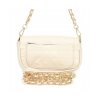 Krémová dámska crossbody kabelka so zlatou retiazkou a prešívaným vzorom