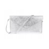 Strieborná listová dámska kabelka s nastaviteľným popruhom v metalickom prevedení
