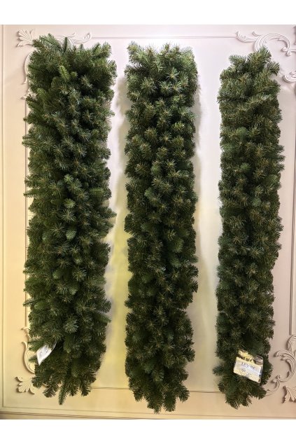 PVC Christmas garland 270 cm - D25