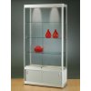Skleněná vitrína 1200x2000x400 mm, s úložným prostorem, LED osvětlení, posuvné dveře, stříbrná 476-007