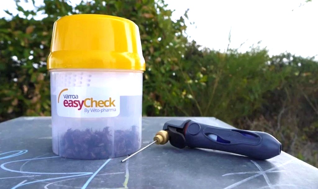 1548-2_easy-check-and-co2-injector