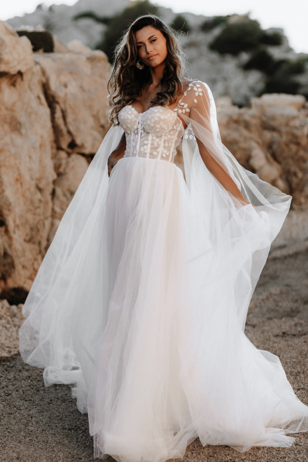 CALLA tylové svatební šaty - MiaBella