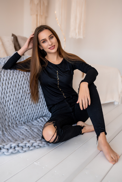 Černá lehká mikina s potiskem MiaBella