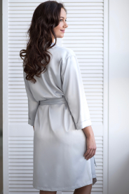 Saténový župan bílý – detail modelu