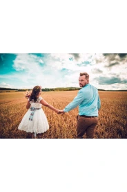 OBARVENÍ MODRÁ - folklórní svatební šaty – elegantní střih