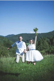 OBARVENÍ MODRÁ - folklórní svatební šaty – romantická silueta