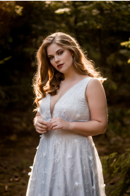 sedo-modre svatebni saty