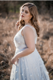 sedo-modre svatebni saty