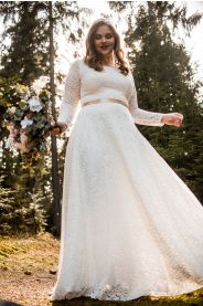 Celokrajkové svatební šaty ADELE PLUS – čistá silueta