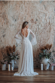 Svatební šaty Krajkové boho šaty Paloma – boční pohled