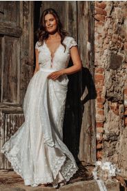 Celokrajkové svatební šaty MILLI PLUS – detail materiálu