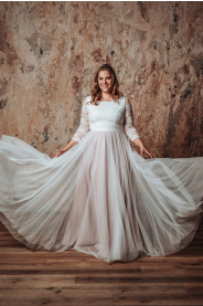 Svatební šaty s rukávy ELLIE PLUS – boční pohled