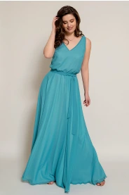 Dlouhé šifonové šaty s rukávy – detail střihu