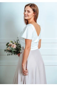 Vzorkový top s V výstřihem a rukávy – detail modelu