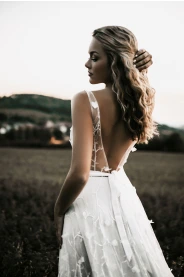 Šedo-modré svatební šaty ISABELLA – detail materiálu