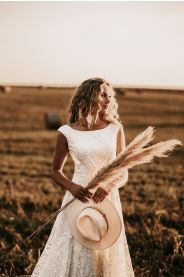 Třpytivé svatební šaty AMELIE – elegantní detail