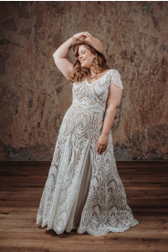 2262 2 odvazne svatebni saty maya plus