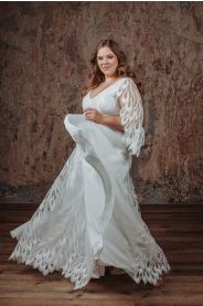 Krajkové svatební šaty ANGEL PLUS – přední pohled