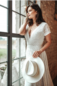 2341 1 romanticke krajkove saty lola plus