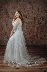 Svatební šaty s puntíky POPPY PLUS – přední pohled