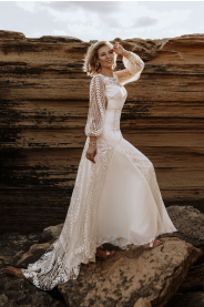 Svatební šaty Salma výrazné šaty s rukávy – boční pohled