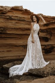 KAIA celokrajkové boho svatební šaty – detail střihu