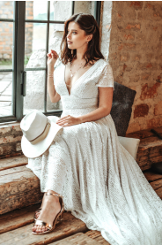 2250 3 romanticke krajkove saty lola