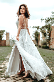 2241 1 sedo modre svatebni saty isabella