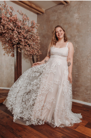 plus size svatební šaty