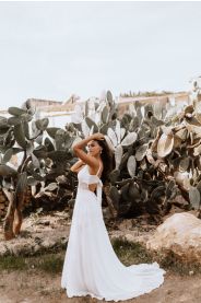 Svatební šaty Amara – jemný detail