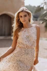 třpytivé svatební šaty