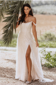 třpytivé svatební šaty