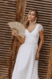 Svatební šaty Sienna – boční pohled