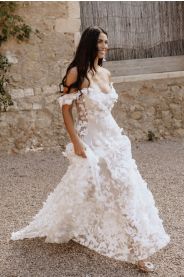 Svatební šaty Lilly – zadní pohled