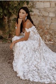 Svatební šaty Lilly MiaBella