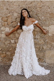 celokrajkové svatební šaty