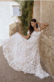 Svatební šaty Lilly – detail spodní části