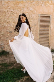 Svatební šaty Riana – boční pohled