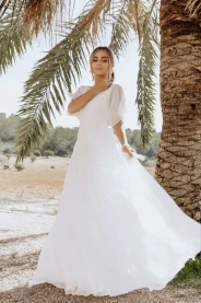 Svatební šaty Vespera – boční pohled