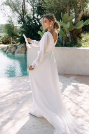 Svatební šaty Nerida – boční pohled