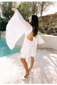 Krátké svatební šaty Leila Mini – silueta modelu