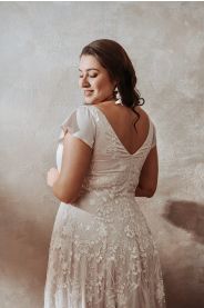 Svatební šaty pro plnoštíhlé Grace Plus – detail střihu