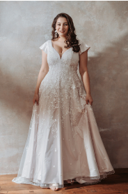 plus size svatební šaty