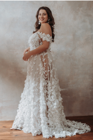 plus size svatební šaty