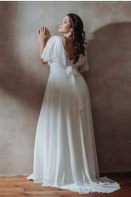 Svatební šaty pro plnoštíhlé Vespera Plus – přední pohled